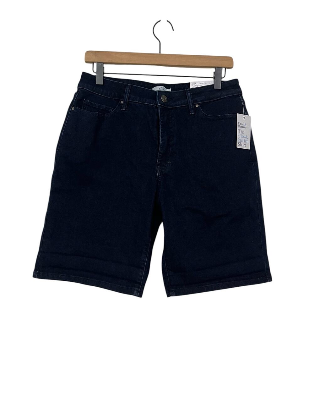 Croft and Barrow Womens Mid Rise The Classic Stretch Straight Shorts Size 10A